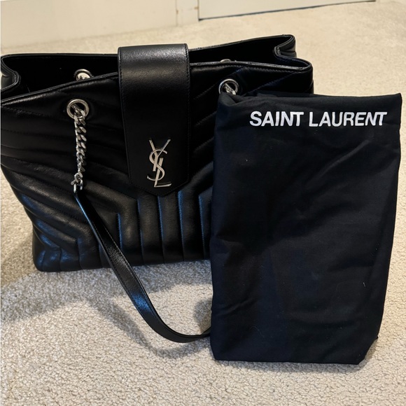 Authentic YSL large Loulou calfskin Y quilted monogram. - Picture 5 of 8